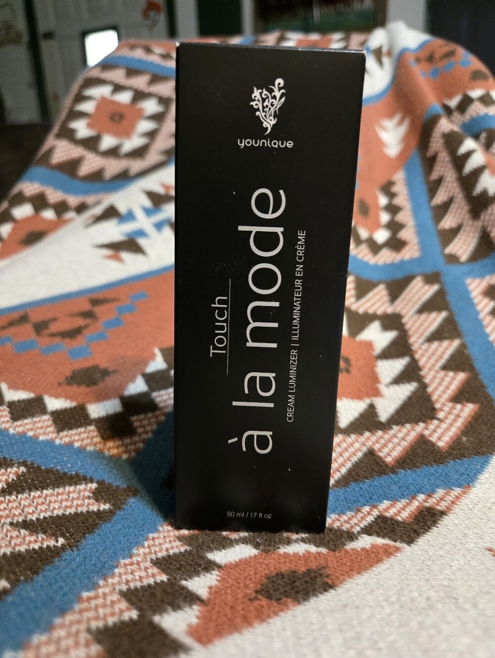 Younique Touch à la Mode Cream Luminizer - Benevolent